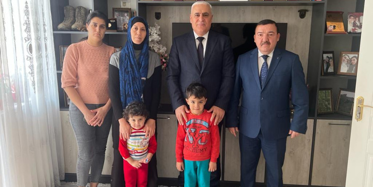 Xətai rayonunda şəhid ailələri, qazilər Novruz bayramı ərəfəsində ziyarət edilib.