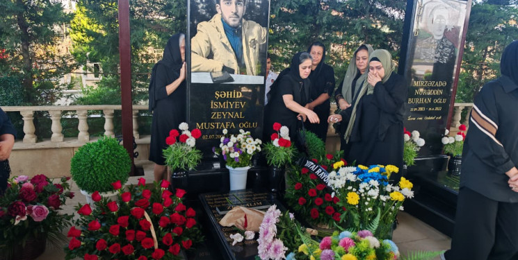 Antiterror tədbirləri zamanı şəhid olmuş İsmiyev Zeynal Mustafa oğlunun məzarı ziyarət edilib.